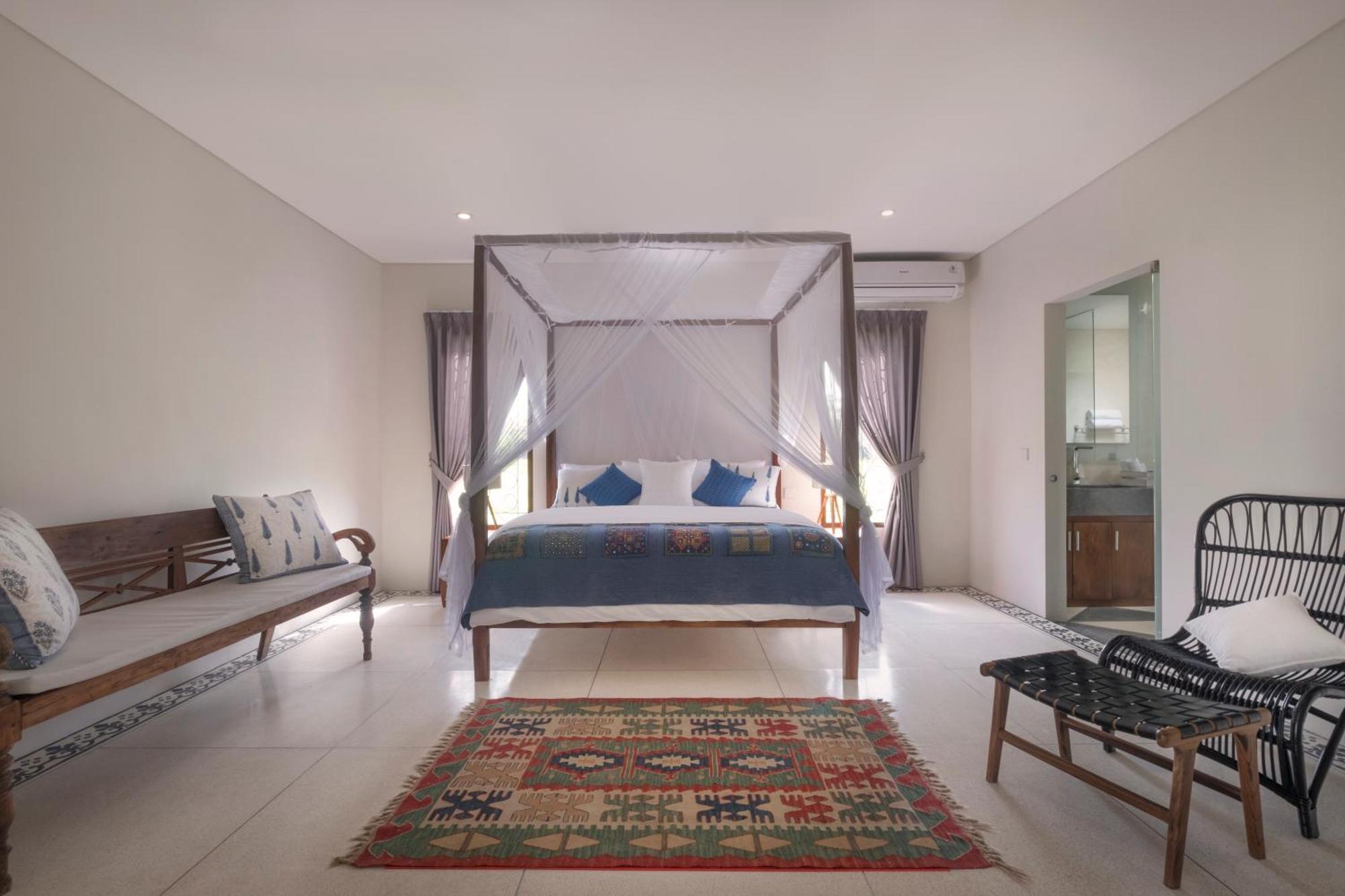 Villa Manggala - 13 Mins Walk To Berawa Beach Canggu Exterior foto